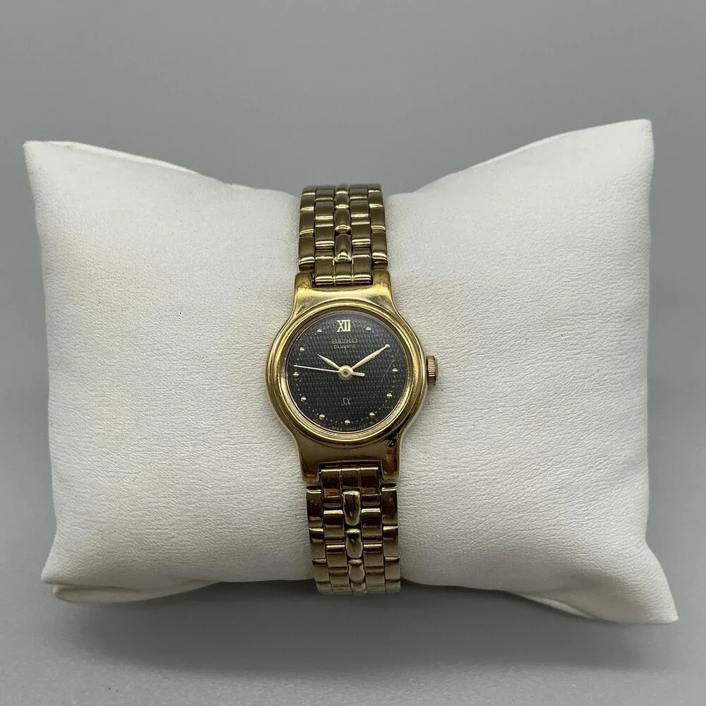 Seiko V401-0511 Womens Watch 19mm Black Dial Gold Tone New Battery 6.75